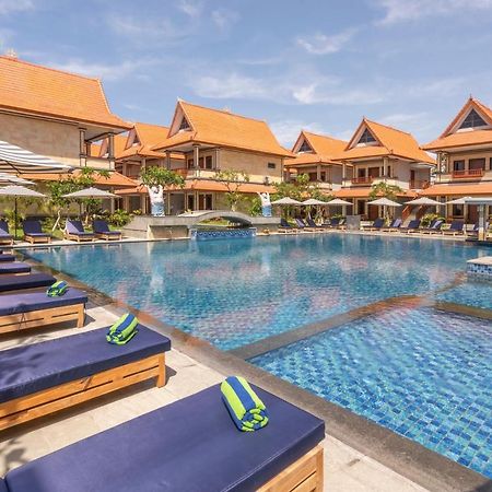 סמיניאק The Salila Beach Resort מראה חיצוני תמונה