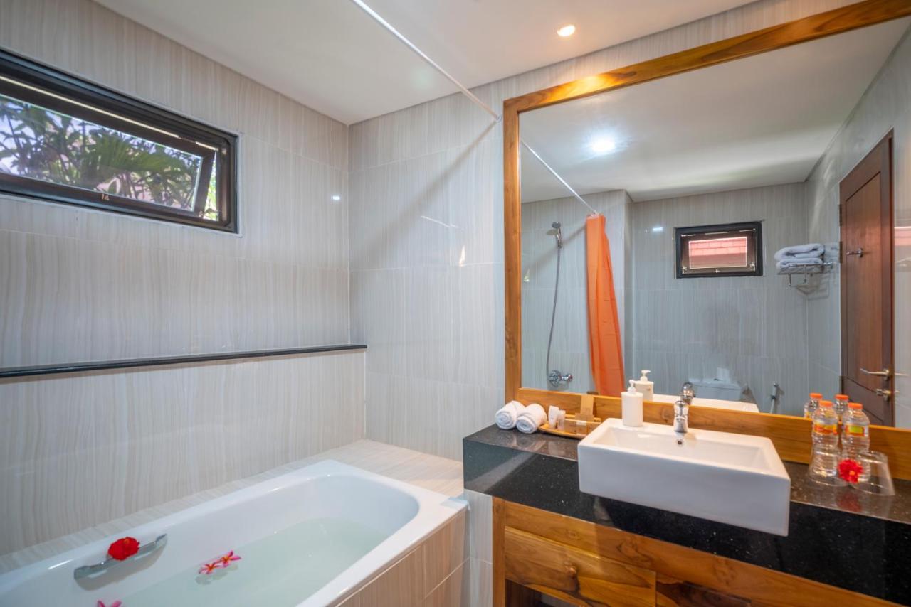 סמיניאק The Salila Beach Resort מראה חיצוני תמונה